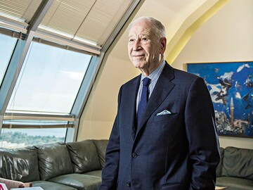 Phillip Frost: Renaissance man of generic-medicine business