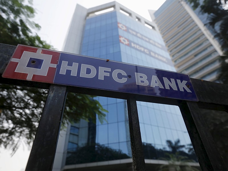 Now, a robot to assist you at HDFC Bank