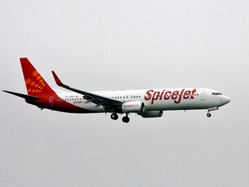 SpiceJet places an order for 100 Boeing 737-8 MAX aircraft