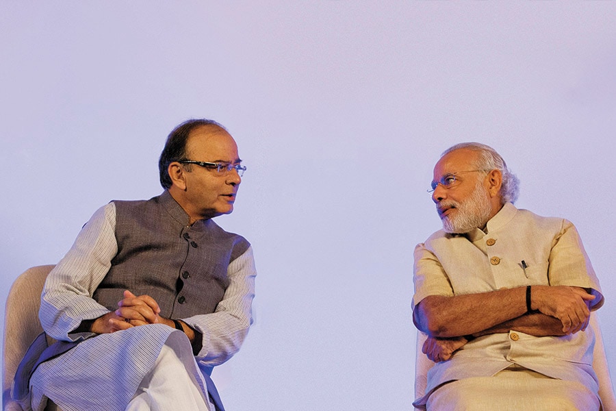 mg_92363_jaitley_and_modi_280x210.jpg