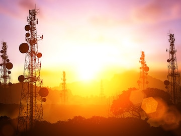 Vodafone India, Idea confirm merger talks as competition hots up in telecom space