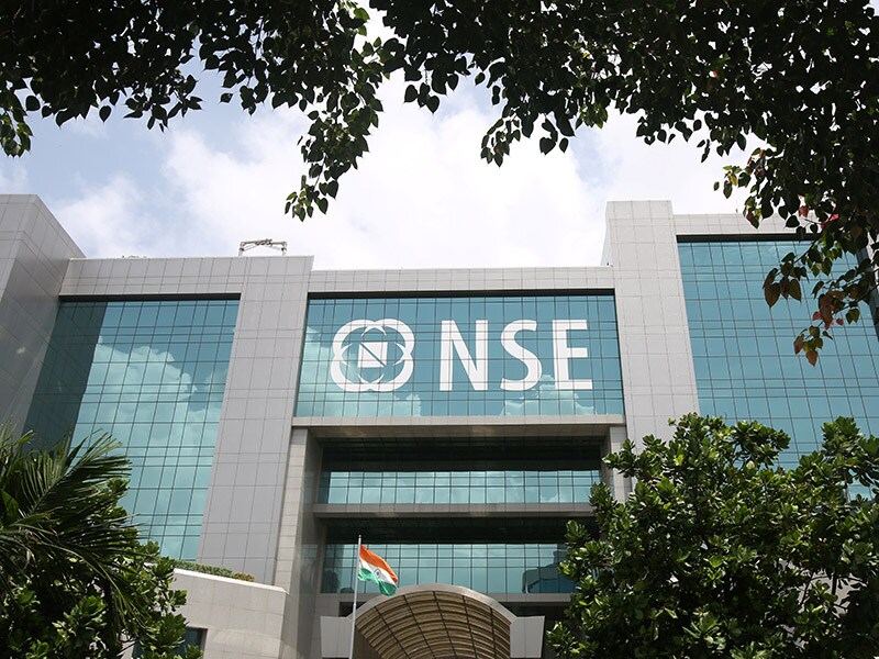 Market goes into chaos on the back of a technical glitch at NSE