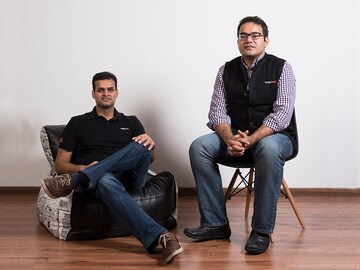 Why is the Snapdeal-Flipkart deal taking time? Are Kunal Bahl, Rohit Bansal against it?