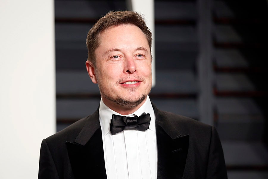 mg_97341_elonmusk_bg_280x210.jpg