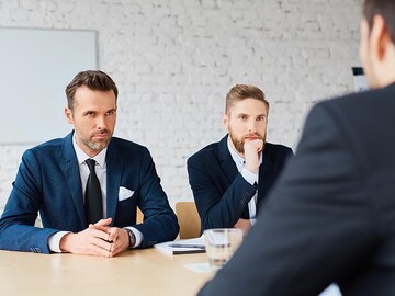 Employment outlook for April-June 2017 weakens