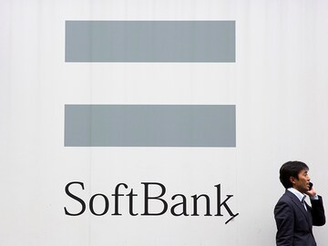SoftBank writes down its $1.4 bln investment in Snapdeal, Ola