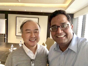 Softbank invests $1.4 bln in Paytm