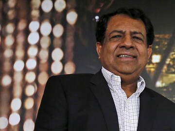 USL posts 4% sales growth in FY17 even as highway ban to impact industry