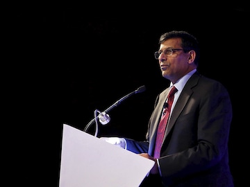 There was no fixed date for demonetisation: Raghuram Rajan