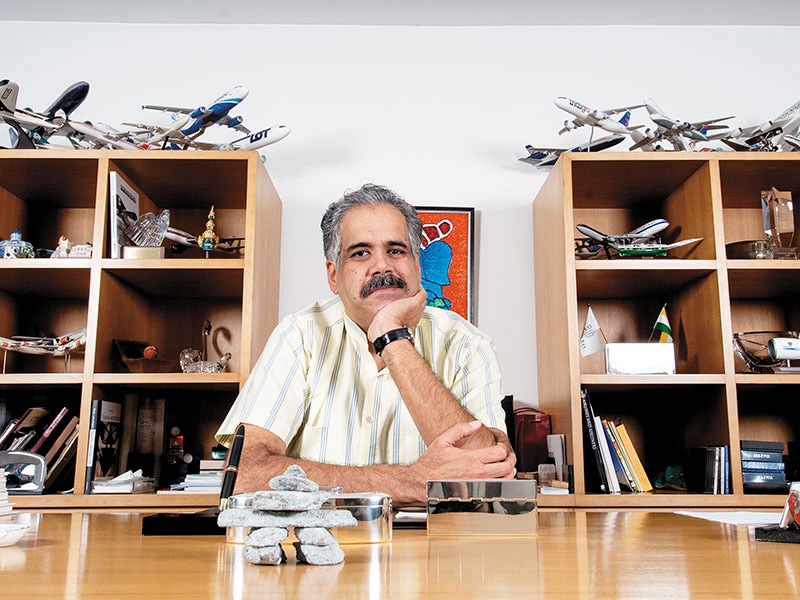 Aviation's high-flying billionaires