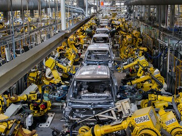 Maruti Suzuki posts 10% rise in Q4 net profit at Rs 1,882 crore