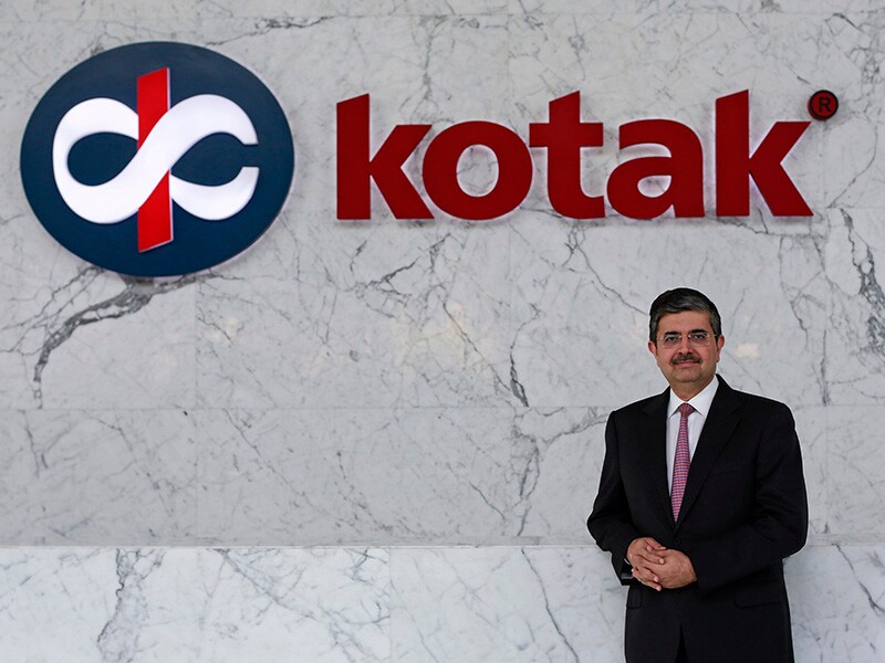 Kotak Mahindra Bank Q4 net up 15% at Rs 1,124 crore