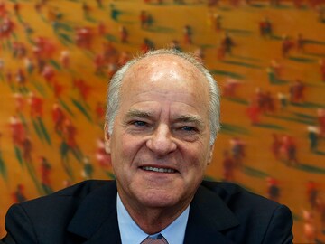 Governments putting pressure on central banks nothing new: KKR's Henry Kravis