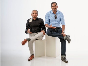 Satish Kannan & Enbasekar Dinadayalane: Getting the doctor on chat with DocsApp