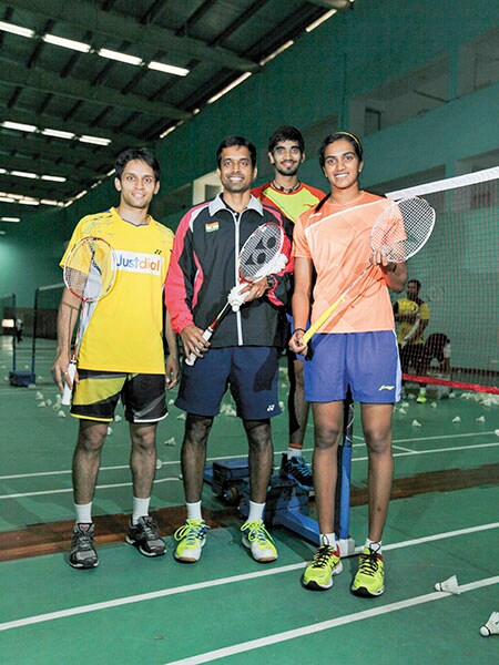 g_102249_p_gopichand_and_pv_sindhu_280x210.jpg