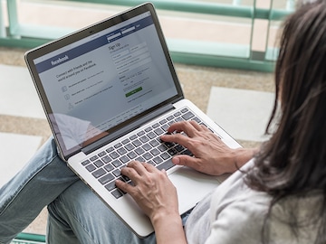 Facebook: Too big to delete?