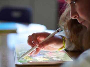 Apple releases upgraded 9.7-inch iPad and new education software tools