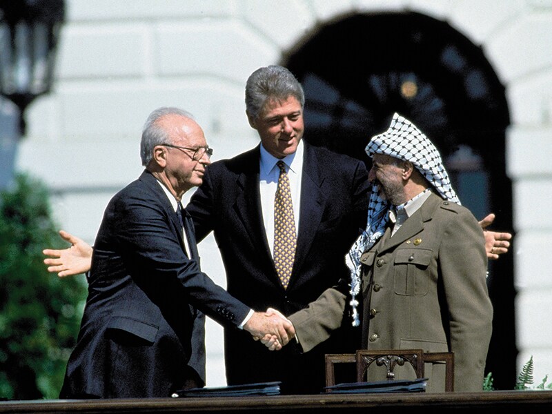 Smoking the peace pipe: Hands that shook the world