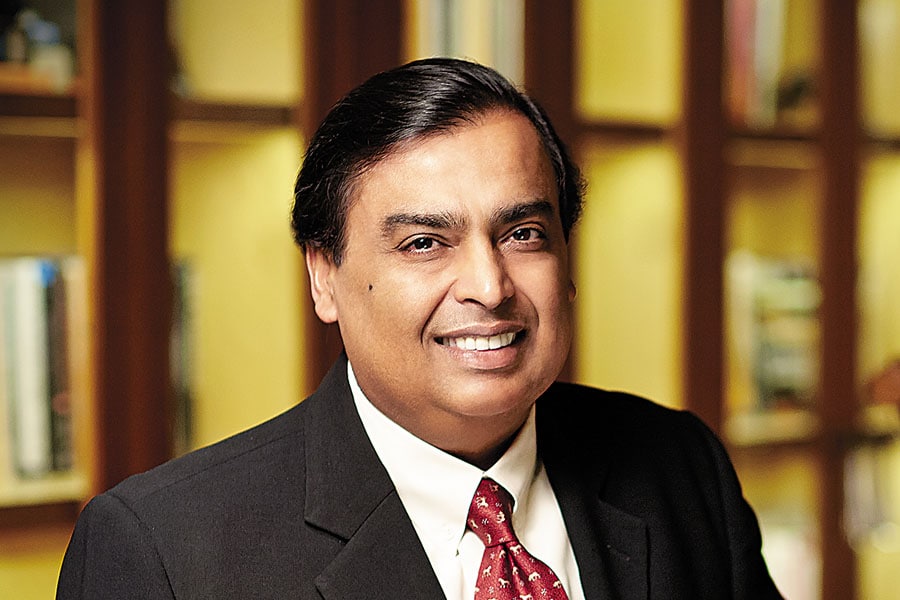 g_110693_mukesh_ambani_280x210.jpg