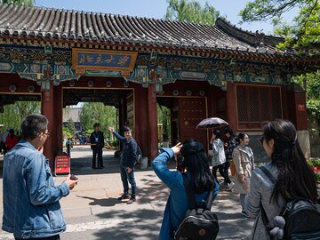 China's companies are struggling with debt, feeling slowdown stress