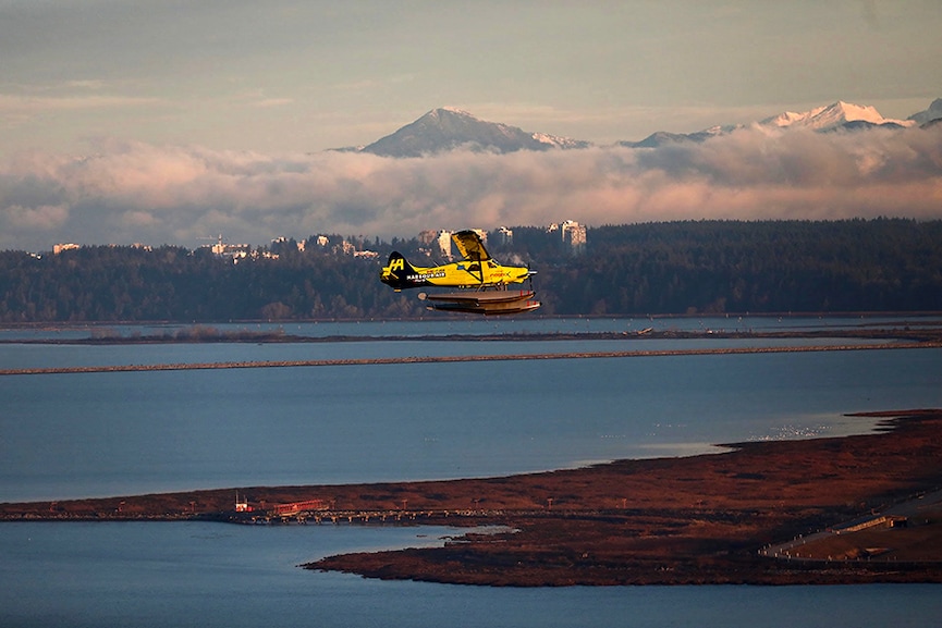 g_125679_electricseaplaneadv29_bg_280x210.jpg?impolicy=website&width=865&height=577