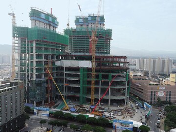 Lotte's bet: Joker in the deck