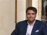 Anand Piramal invests undisclosed sum in Snapdeal