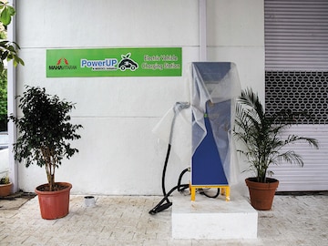 Electric vehicle switchover haste irks industry