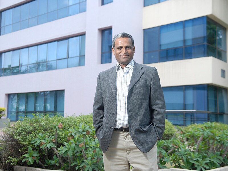 As software bots get more complex, only a multi-talented workforce will thrive: Wipro COO