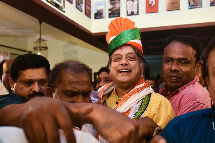 g_116453_shashi_tharoor_280x210.jpg