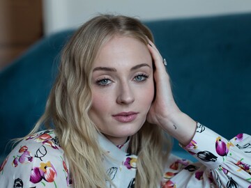 From Sansa Stark, a Dark Phoenix will rise