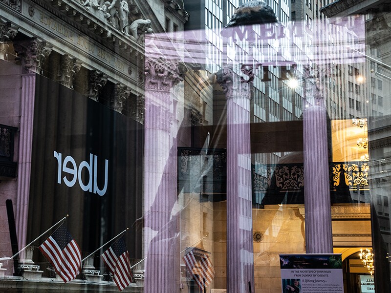 Uber, after going public, reports a $1 billion loss