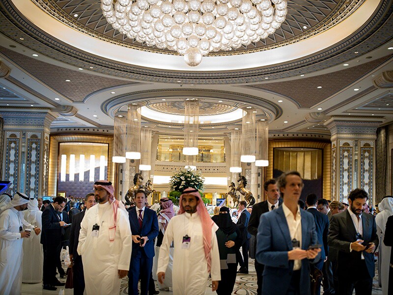 Saudi Aramco announces plans to go public