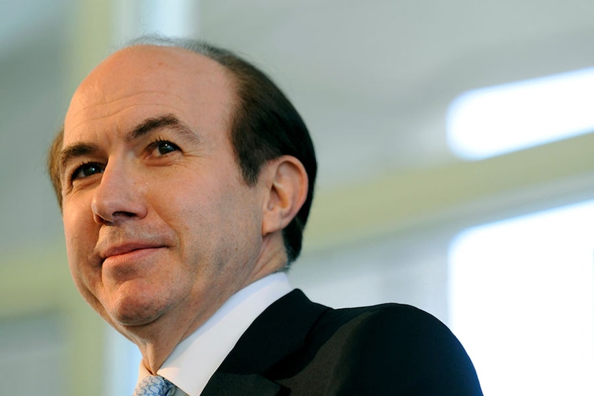 g_123643_philippe_dauman_280x210.jpg?impolicy=website&width=865&height=577