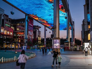 China's economic growth slows as challenges mount