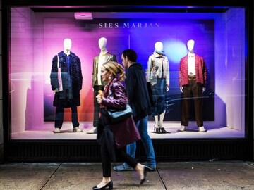 Barneys' bankruptcy fight could impact entire high-fashion retail world