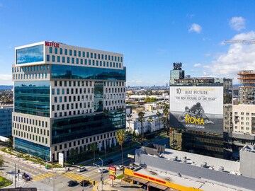 Long before 'Netflix and Chill,' he was the Netflix CEO