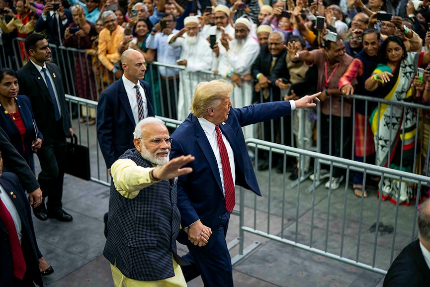 g_121487_bg_trumpindiarally31_280x210.jpg?impolicy=website&width=865&height=577