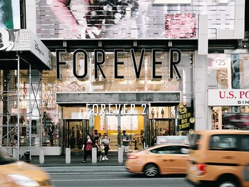 Forever 21, fast-fashion pioneer, to file for bankruptcy