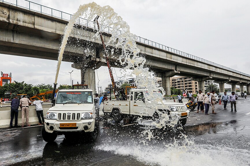 gurugram rains_bg