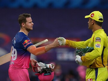 What makes the IPL one of the few profitable sporting leagues?