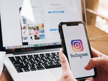 Instagram stories strategies: What you should share on your IG stories