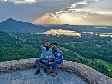 Photo of the Day: Gardens unlocked in Kashmir