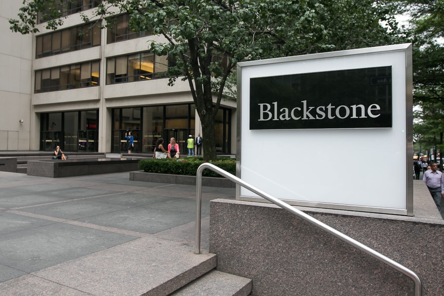 bg_blackstone_shutterstock_444997084