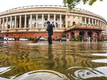 Photo of the Day: Delhi swept away by rain