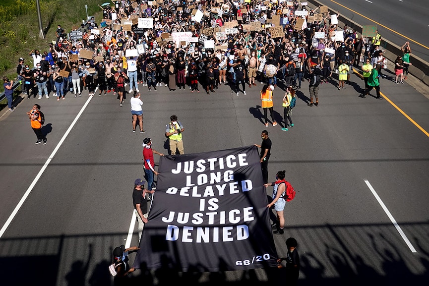 us protests_bg