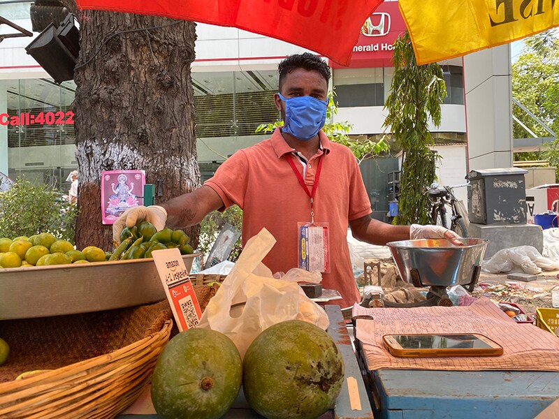 A grocer, running out of groceries for his family