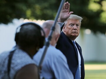 Trump vows to deploy military if violence continues