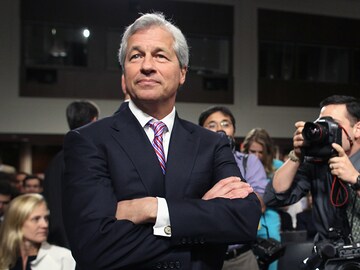 JP Morgan's CEO has emergency heart surgery; spotlight on succession plans
