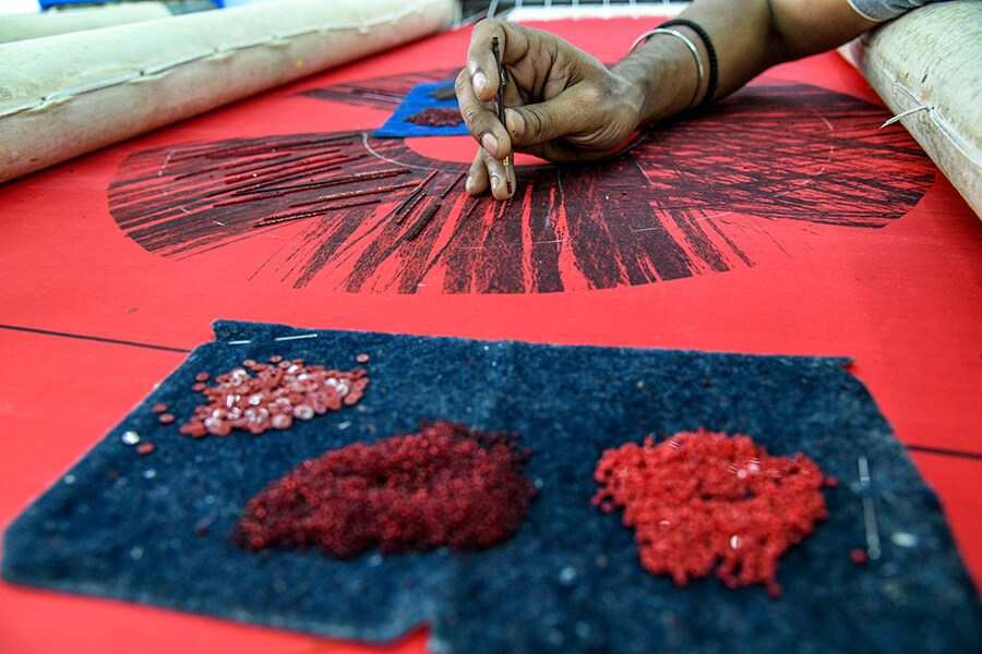 bg_india embroidery factories 1